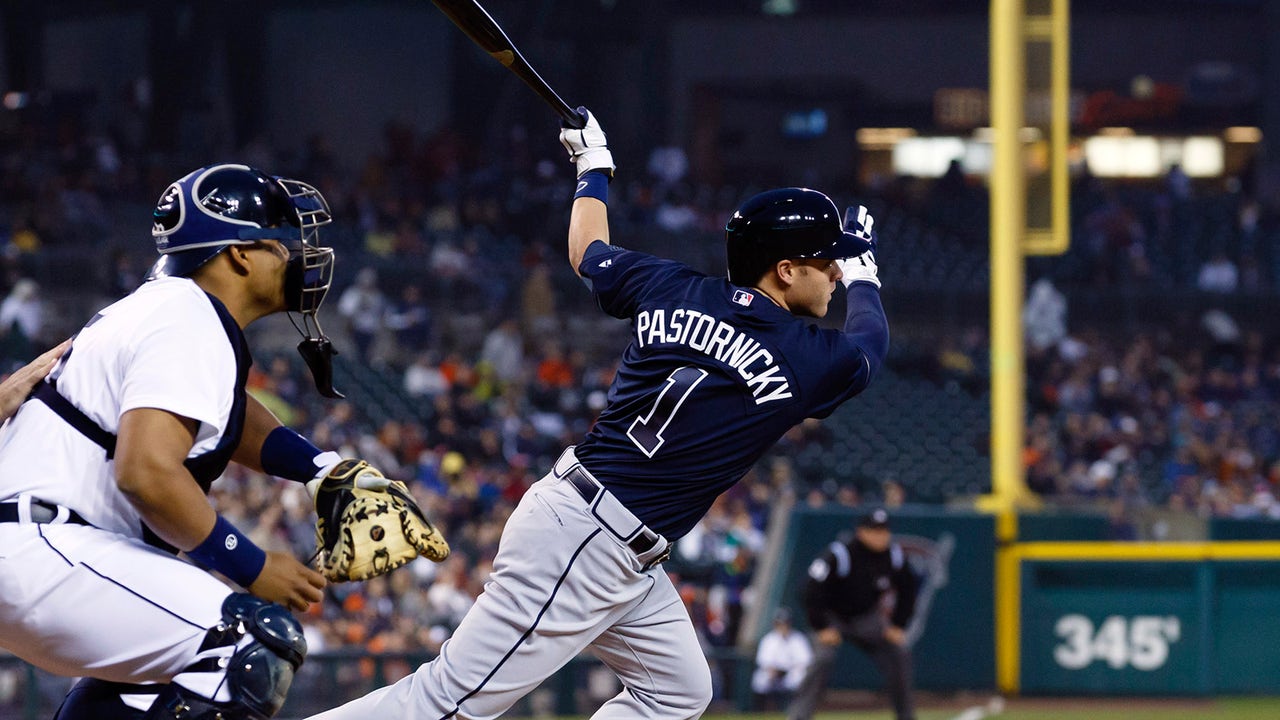 After latest setback, rehabbing Pastornicky eyes spot on Braves' bench